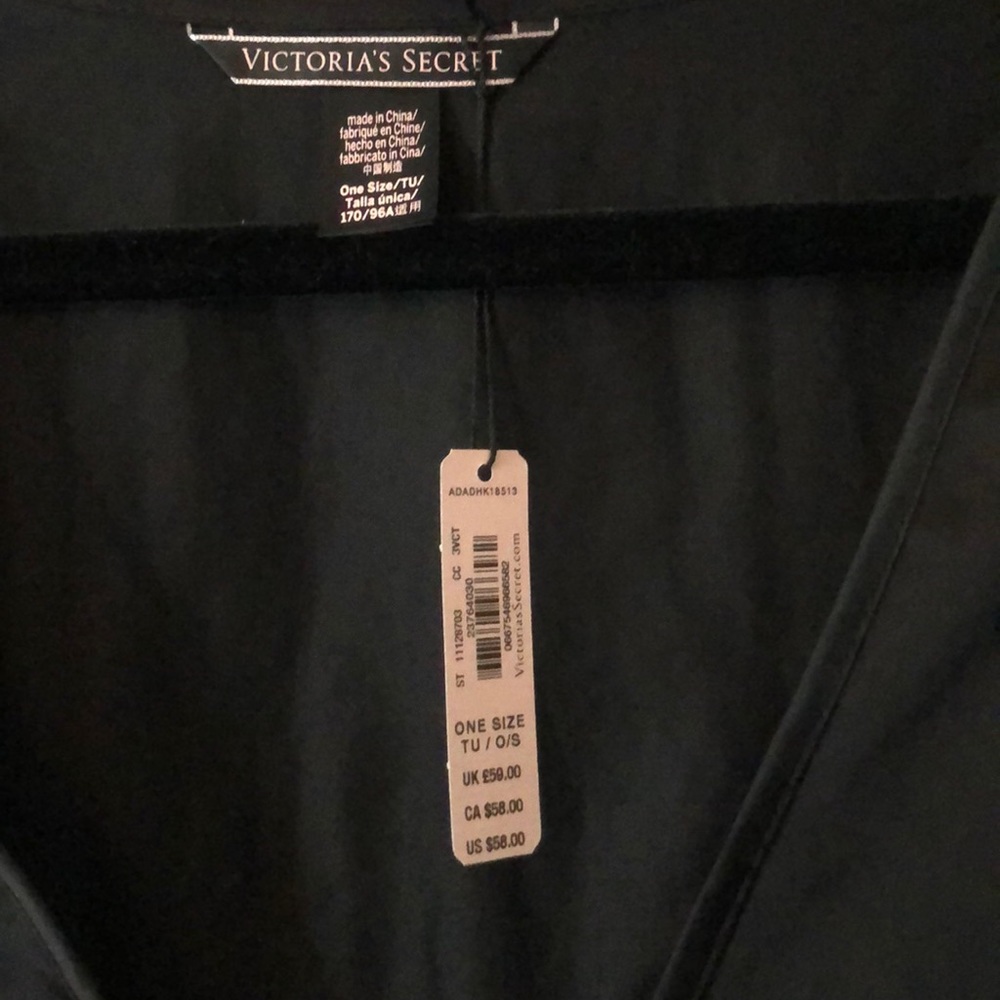 Victoria Secret Robe - Picture 3 of 3